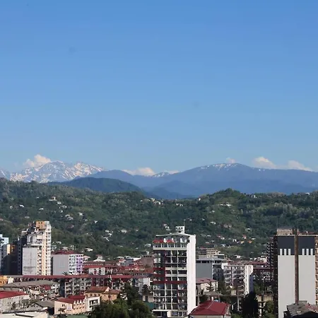 Berapartment With Mountain View Batumi Zewnętrze zdjęcie