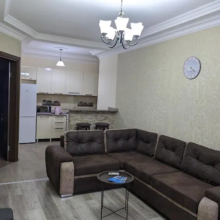 Berapartment With Mountain View Batumi Zewnętrze zdjęcie